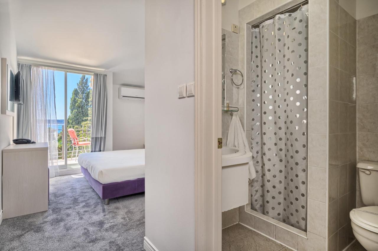 Hotel Aqua - Guest Rooms & Suites Каштела Экстерьер фото