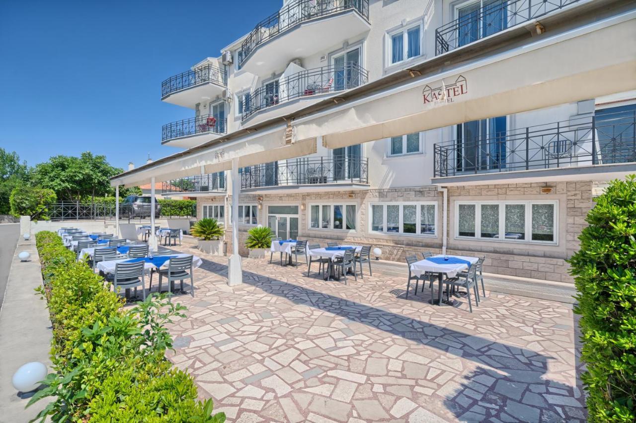 Hotel Aqua - Guest Rooms & Suites Каштела Экстерьер фото